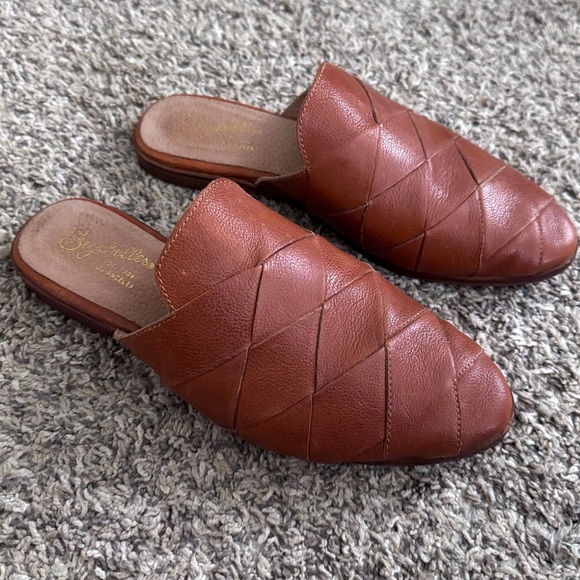Seychelles To Die For Flats brown leather mule Size 7.5 - Picture 1 of 5